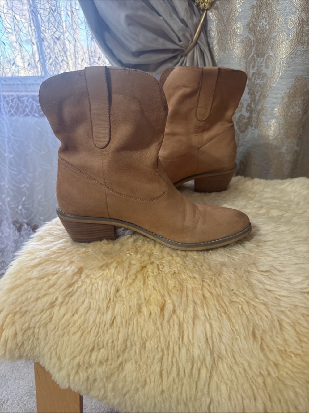 CROWN VINTAGE SUEDE LEATHER BOOTS Cognac Brown Size 7.5M Pull On Very Soft - Picture 10 of 10